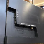 پشت تلویزیون سامسونگ 77S90D